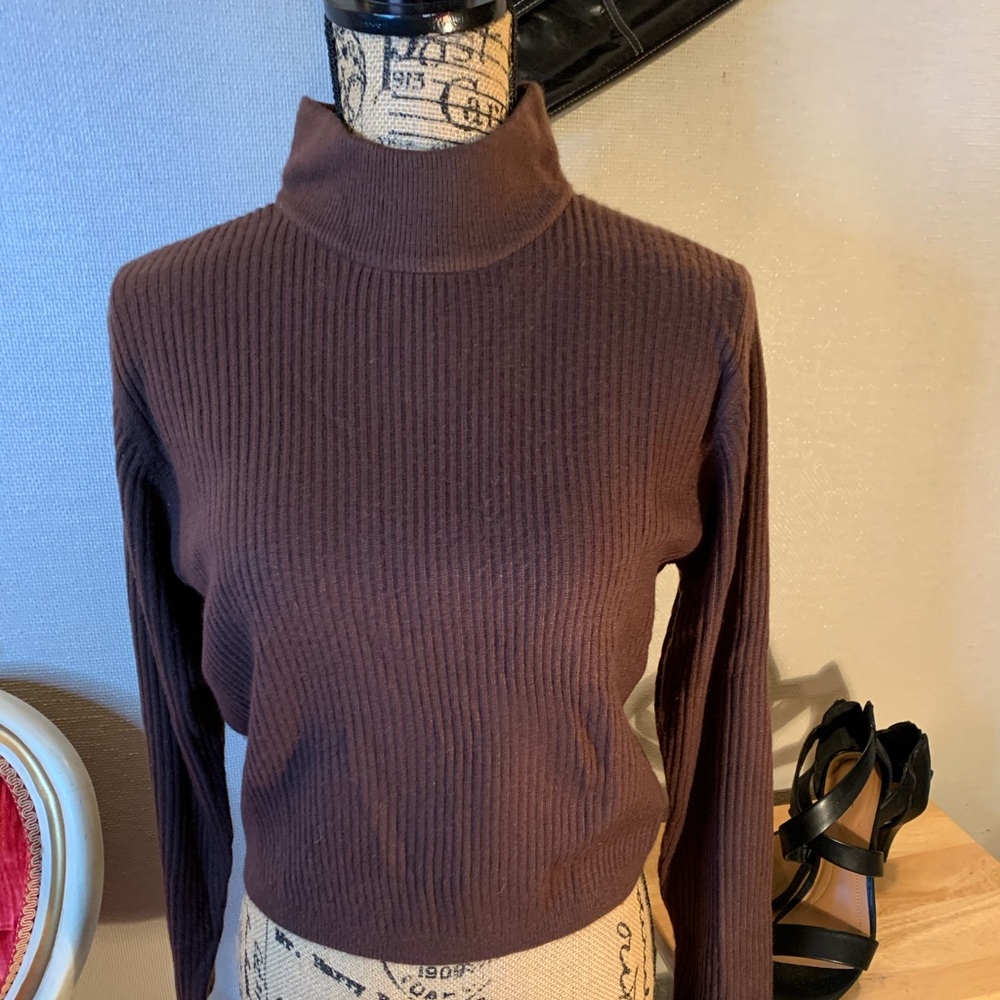 CTME Chocolate brown pullover sweater